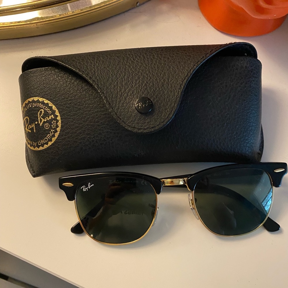Rayban black clubmaster